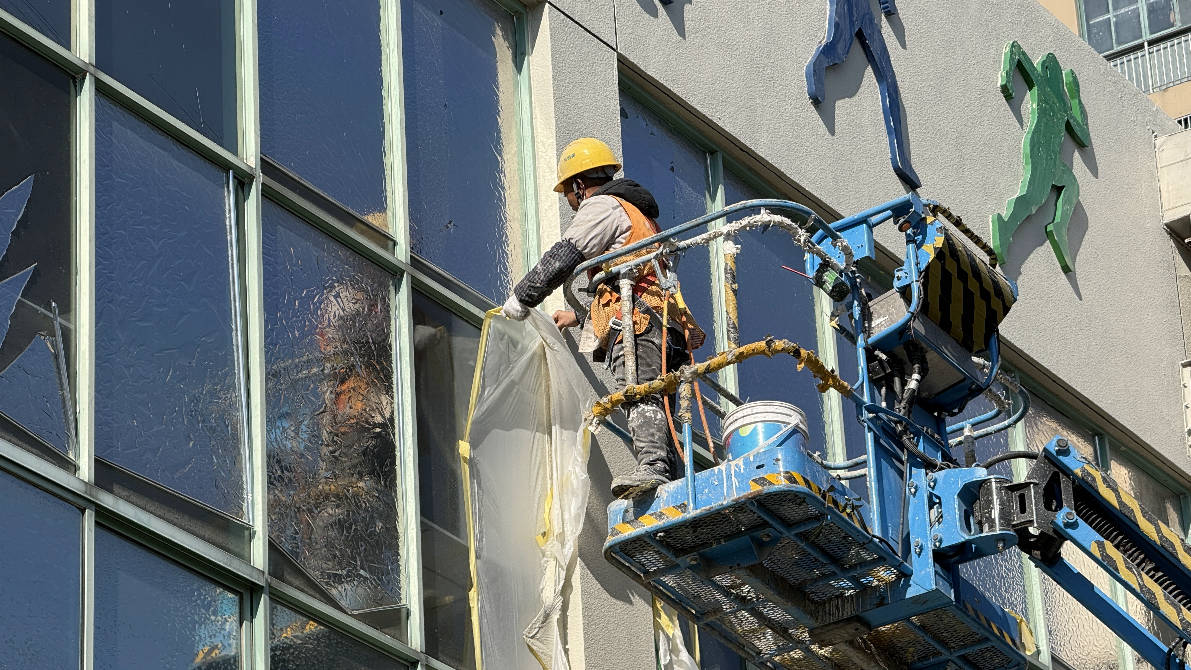 合肥神马科技：万平米厂房外墙翻新完工！